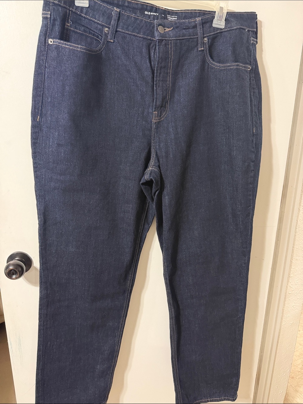 Old Navy Women’s Extra High-Rise Dark Indigo Straight Jeans, 18